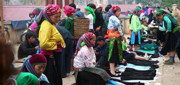 ha-giang-meo-vac-market