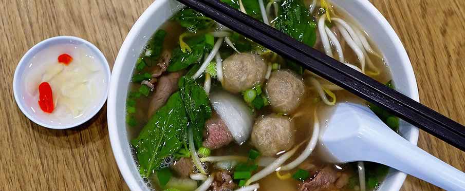 vietnam-food-pho-bo-vien