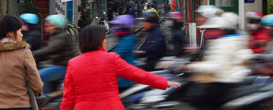 vietnam-traffic-danger