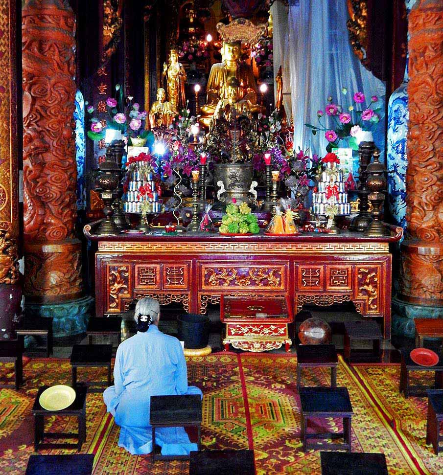 quan-su-pagoda-hanoi5