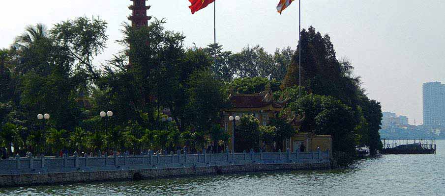 tran-quoc-pagoda-hanoi8