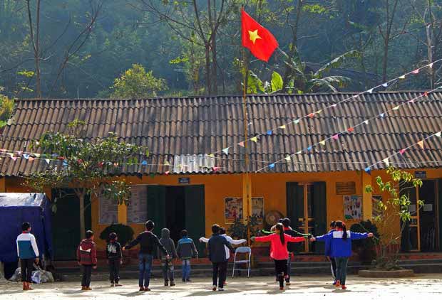 vietnam-flag-tavan