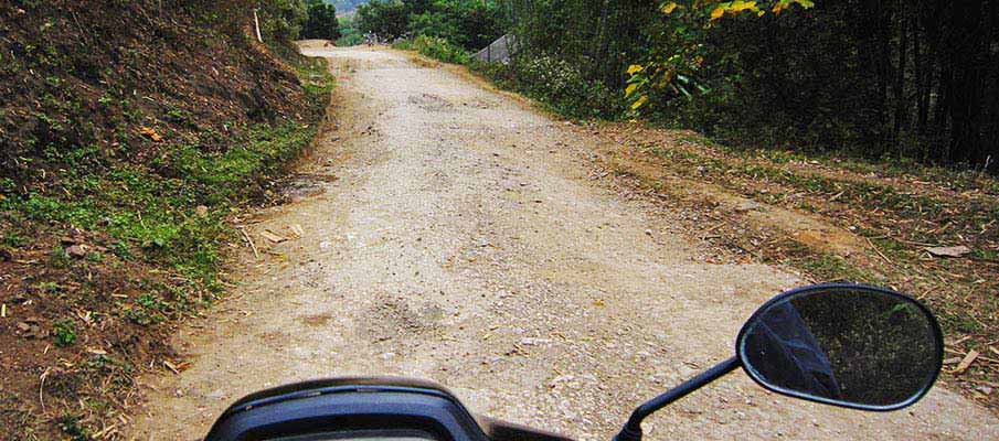 vietnam-motorbike-hoa-binh