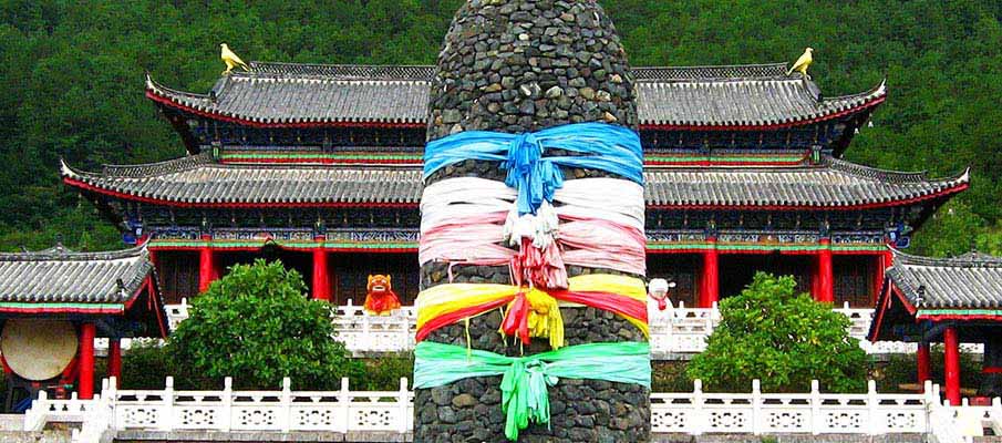 temple-ancient-town-lijiang-china