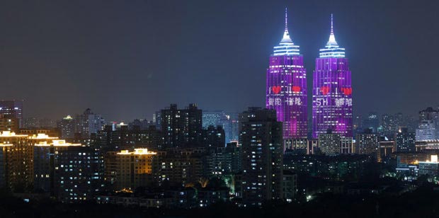 twin-towers-shanghai-china