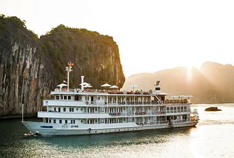 the-au-co-cruises-halong