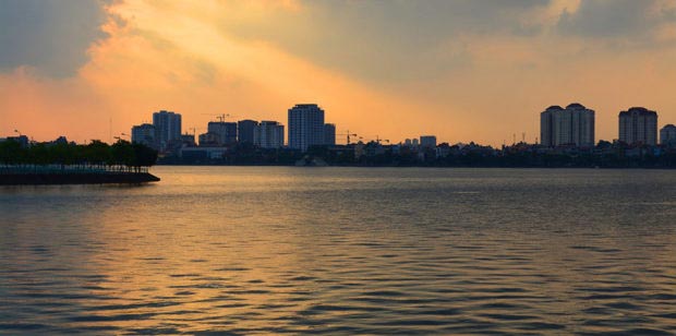 ho-tay-lake-hanoi-vietnam2