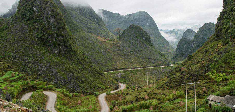 ma-pi-leng-pass-mountains-vietnam