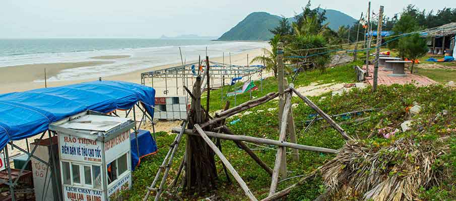 quan-lan-island-vietnam-beach4