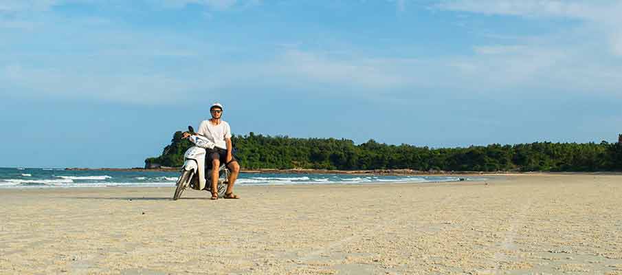 quan-lan-minh-chau-beach