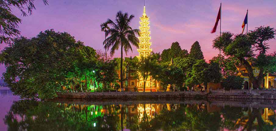 tran-quoc-pagoda-hanoi-vietnam