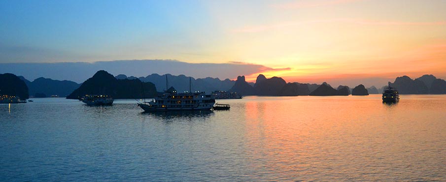 Dong Hoi to Halong Bay by bus, train from VND 305k - Dec 2023