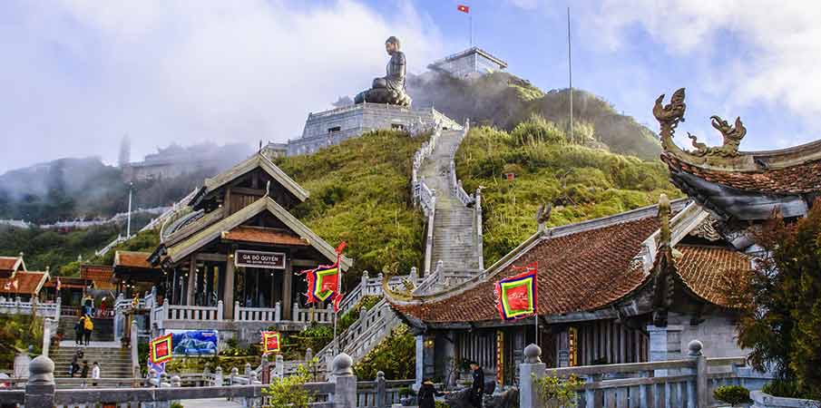 fansipan-mountain-peak-vietnam-sapa