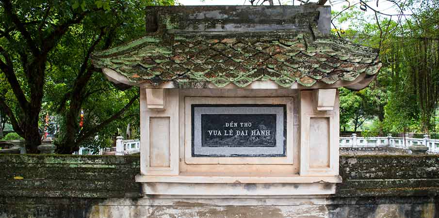 temple-le-dai-hanh-hoa-lu-vietnam