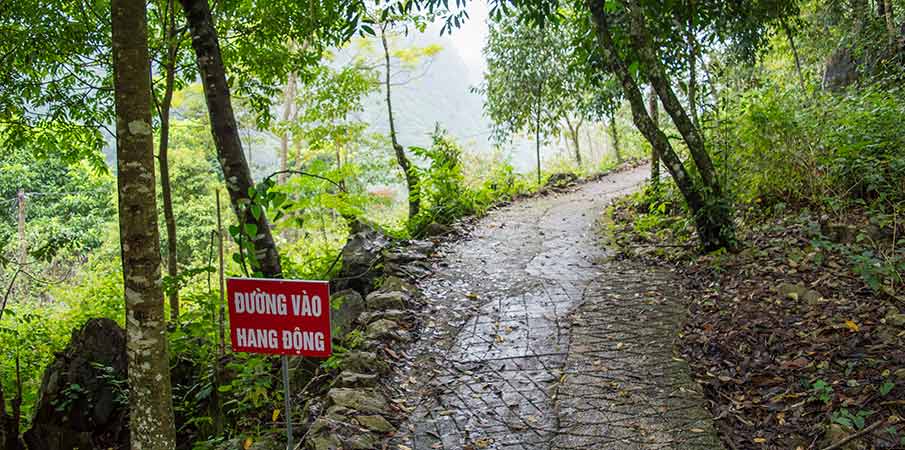 thang-hen-lake-path-cave-cao-bang