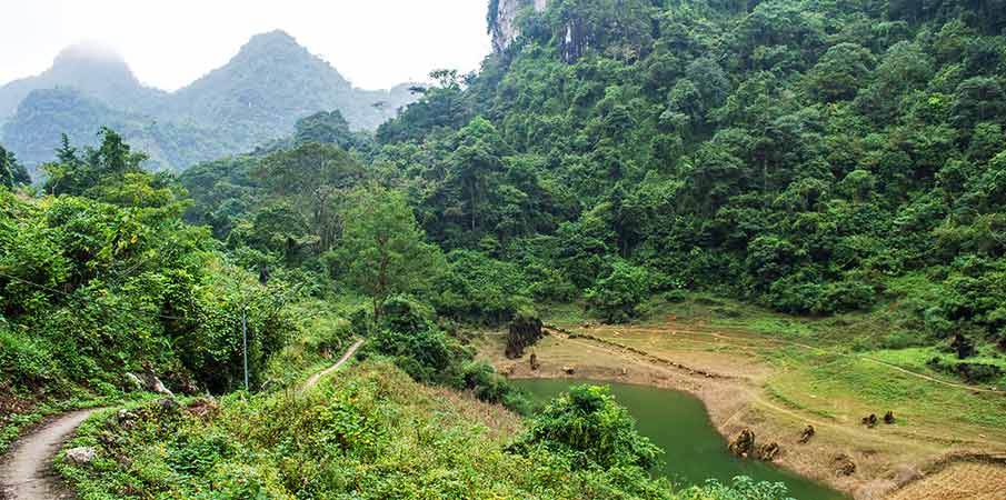 thang-hen-lake-valley-nam-tra-cao-bang