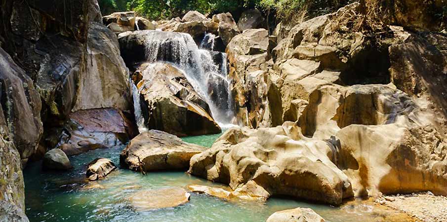 ba-ho-waterfall-nha-trang-vietnam