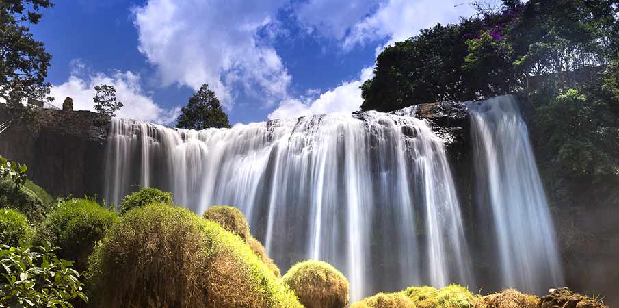 elephant-waterfall-daklak-vietnam