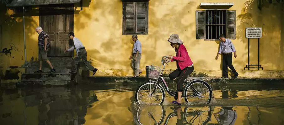 hoi-an-flood-weather-vietnam