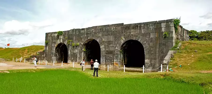 thanh-hoa-ho-citadel-vietnam