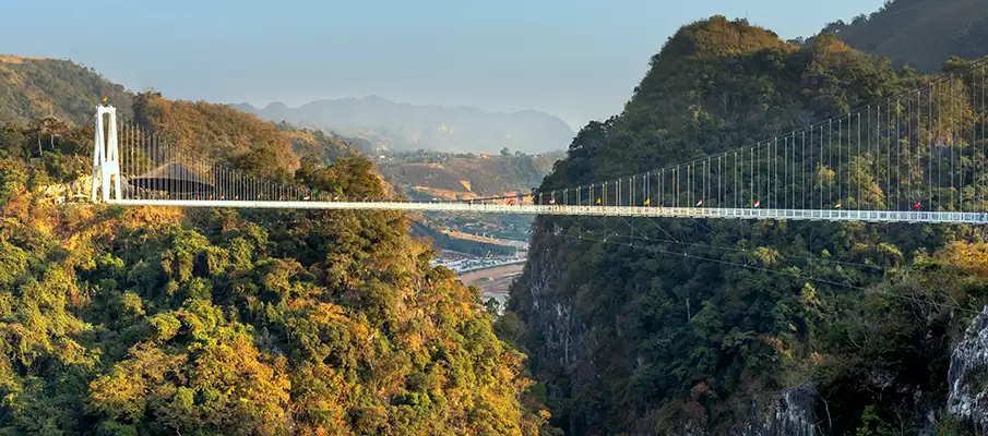 bach-long-glass-bridge-vietnam-moc-chau