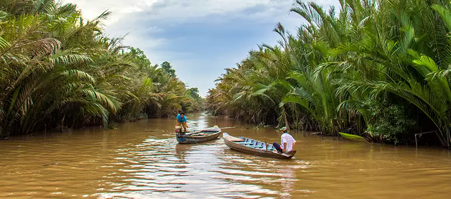 can-tho-river-canal-vietnam