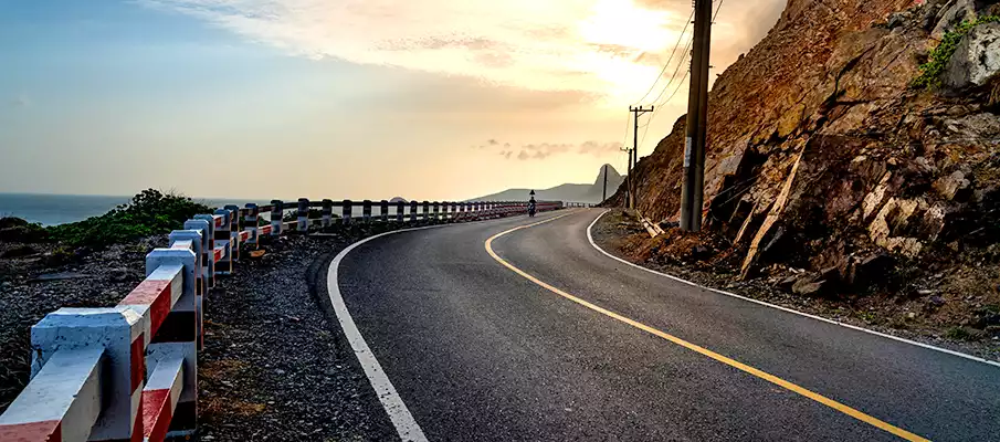 con-dao-road-vietnam