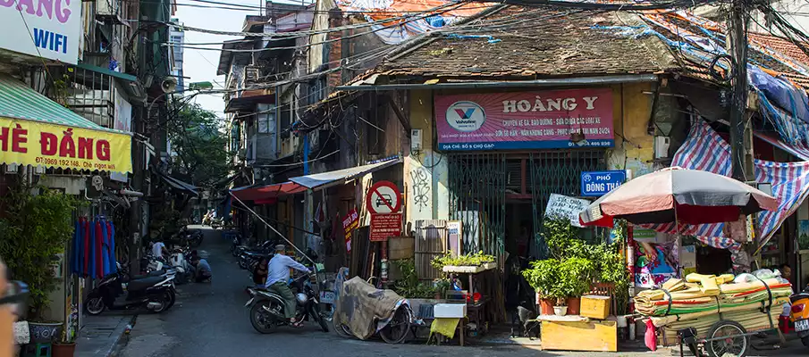 hanoi-old-quarter-shop-vietnam