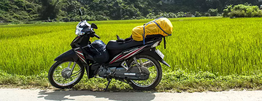 transport-motorbike-scooter-vietnam