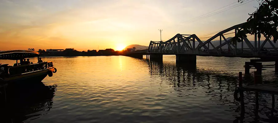 kampot-old-bridge