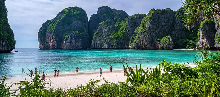 koh-phi-phi-beach-thailand