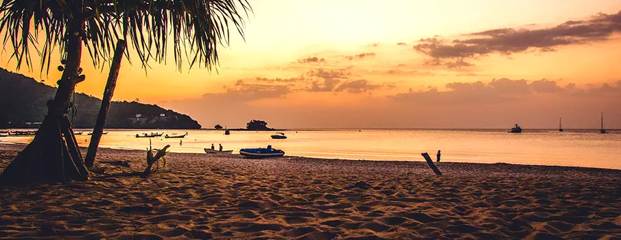 phuket-sunset-beach-thailand