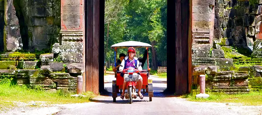 siem-reap-tuk-tuk-transport-cambodia