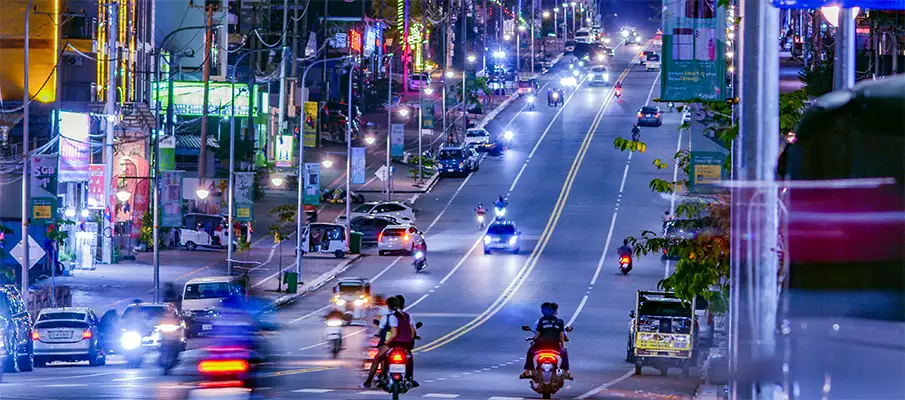 sihanoukville-street-town-cambodia