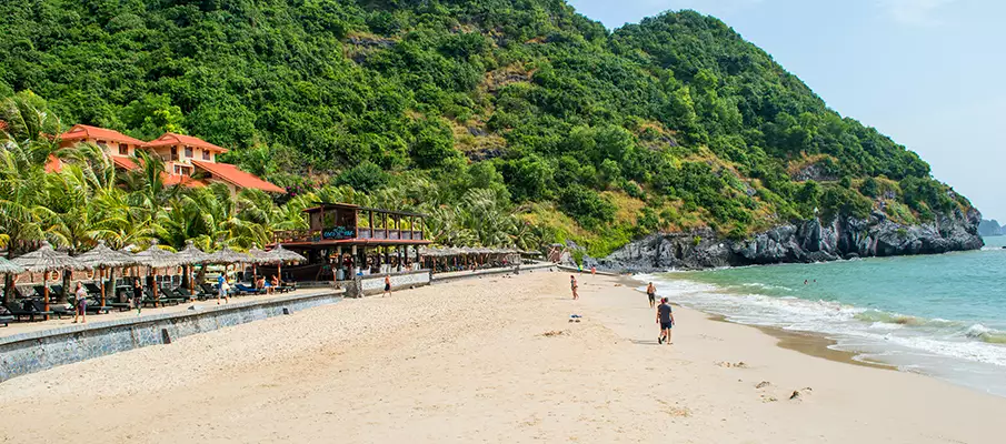 tourism-beach-cat-ba-island