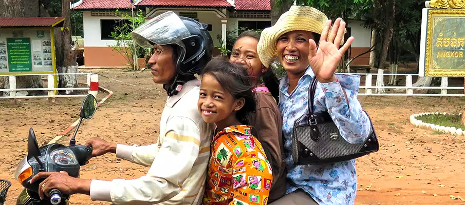 cambodia-land-of-smiles