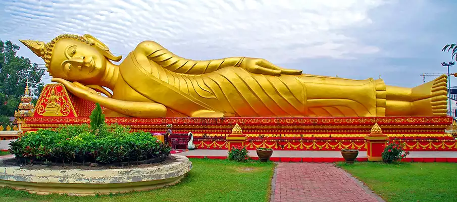 interesting-things-vientiane-reclining-buddha-laos