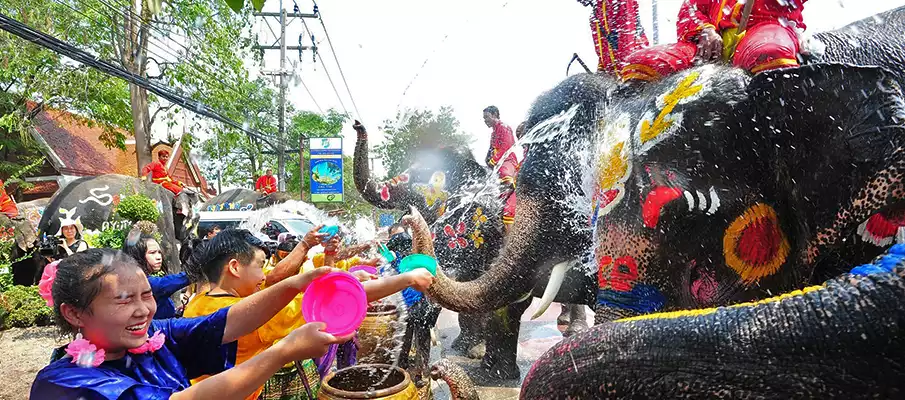 songkarn-water-new-year-festival-thailand