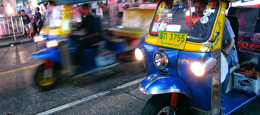 tuk-tuk-transport-thailand-bangkok