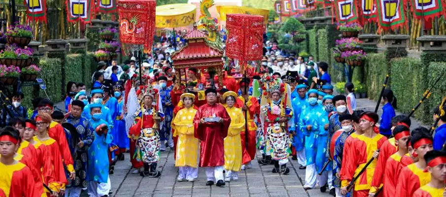 Hùng Kings Festival in Vietnam Hung-kings-holiday-vietnam