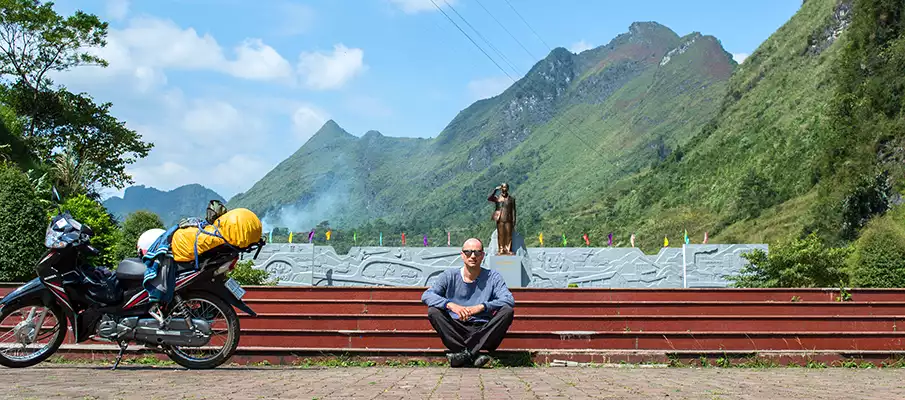 about-author-north-vietnam