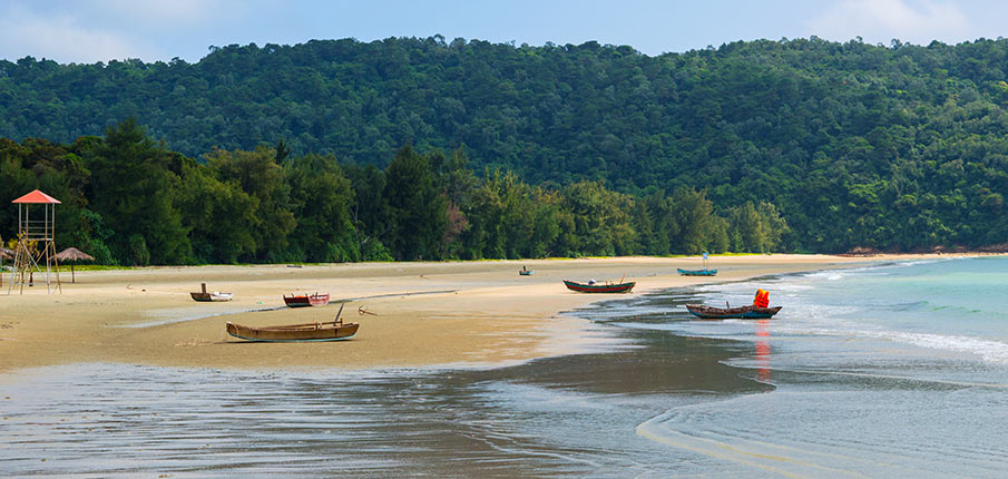 Van Chay Beach on Co To Island in Vietnam