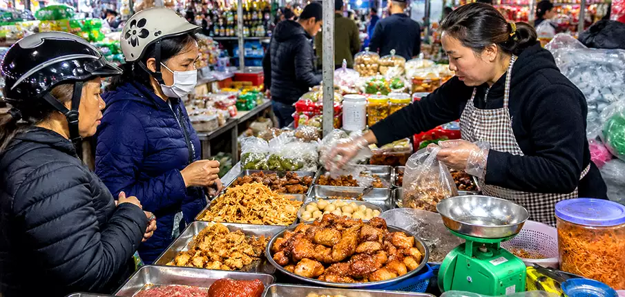 Traditional food stall at Ky Lua Market in Lang Son City, Vietnam