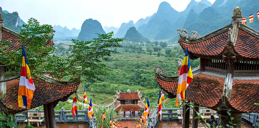 Truc Lam Phat Tich Pagoda overlooking Ban Gioc Waterfall in Cao Bang, Vietnam